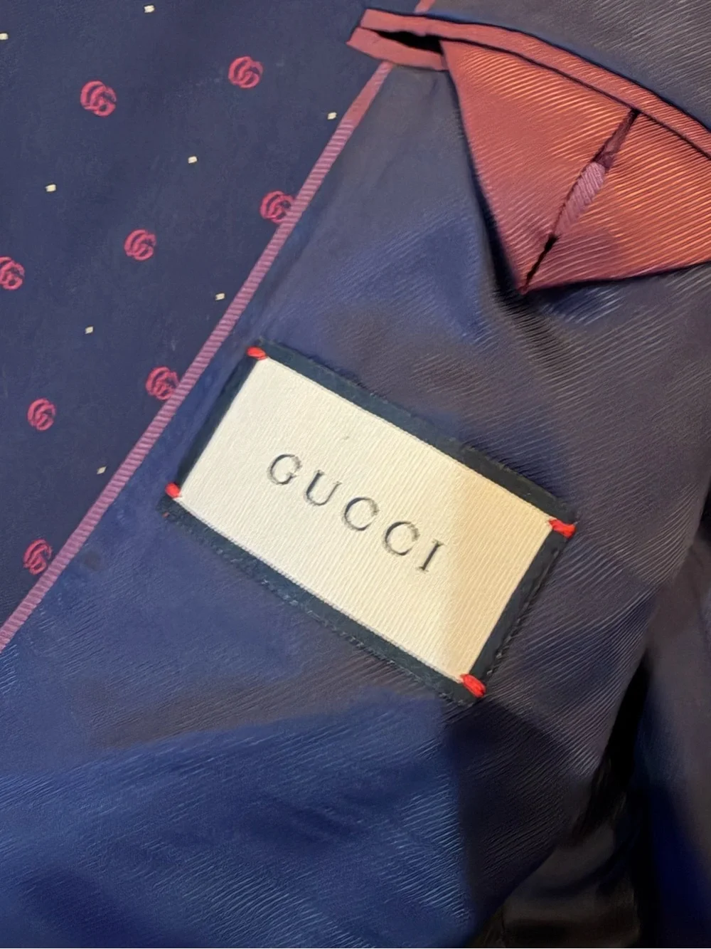 Gucci men suite
